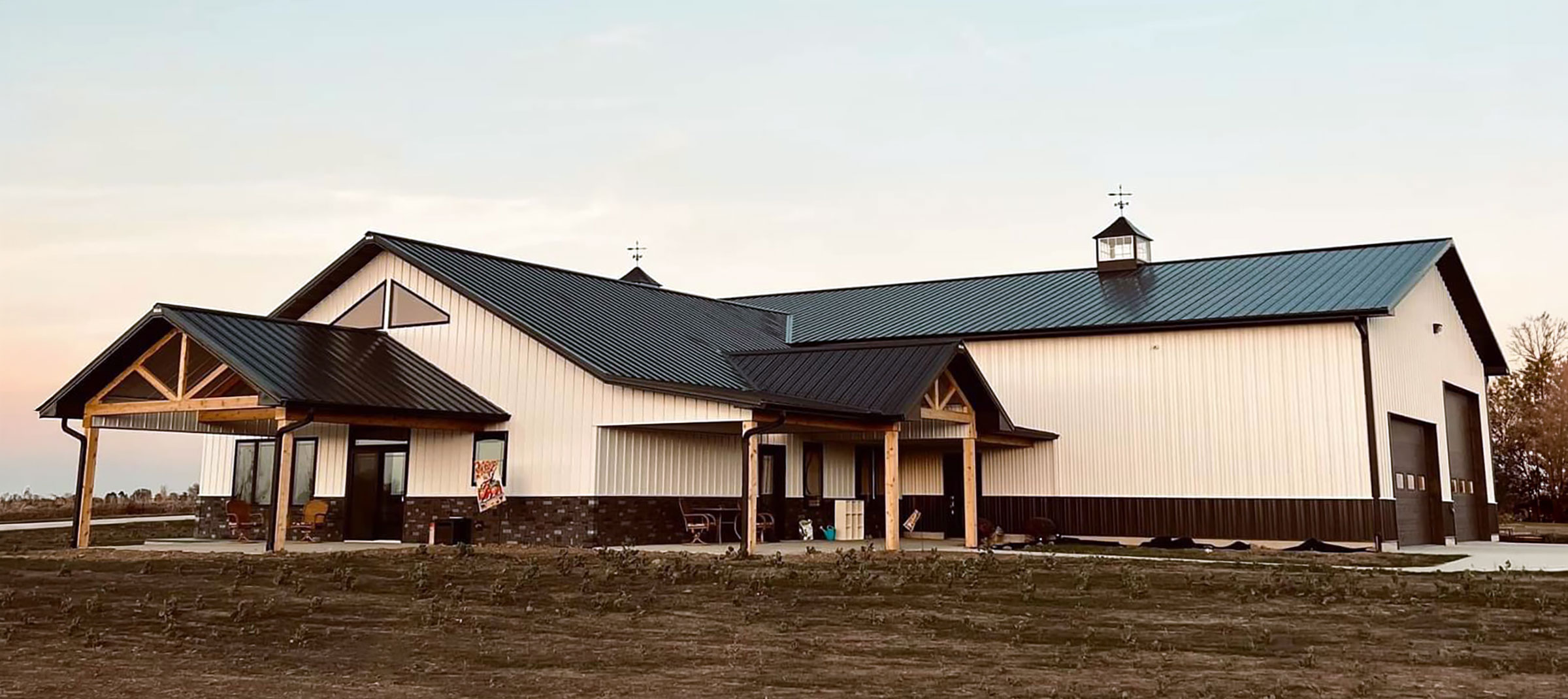 Pole Barn Shouse